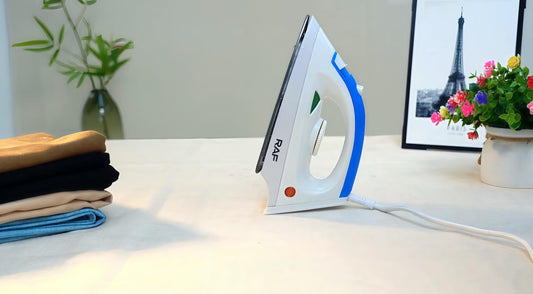 Fer à repasser vapeur RAF 1200W efficace & chauffe rapide